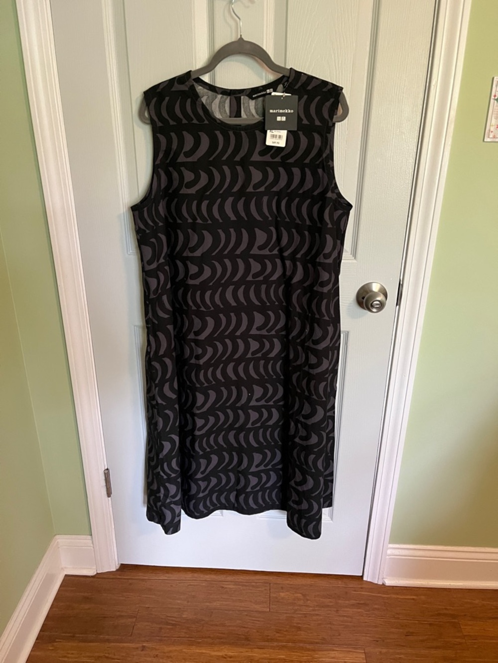 Marimekko Black & Gray Sleeveless Midi Dress with Crescent Print